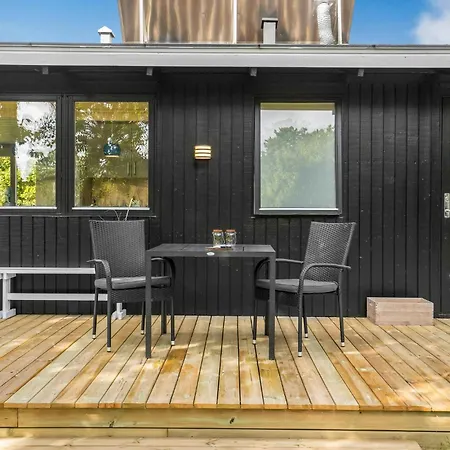 Beautiful In With Kitchen Holiday home *