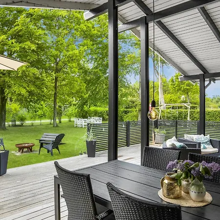 Beautiful In With Kitchen